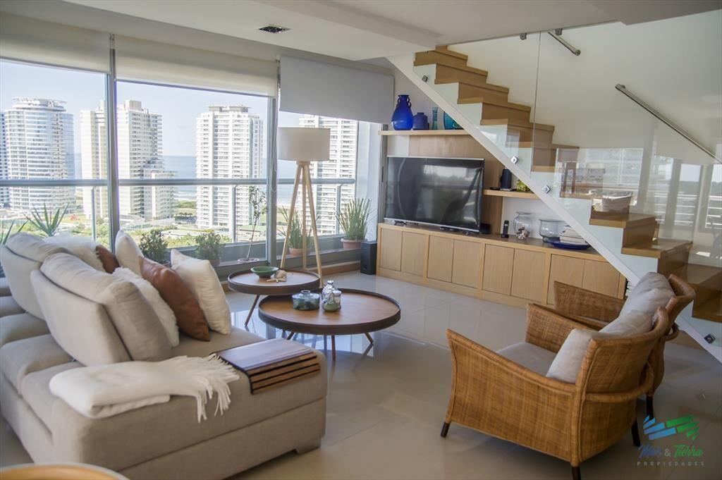 En venta Apartamento de 4 Dormitorios Penthouse en Brava Pu