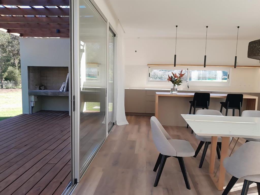 Casa venta 3 dormitorios en Punta Ballena