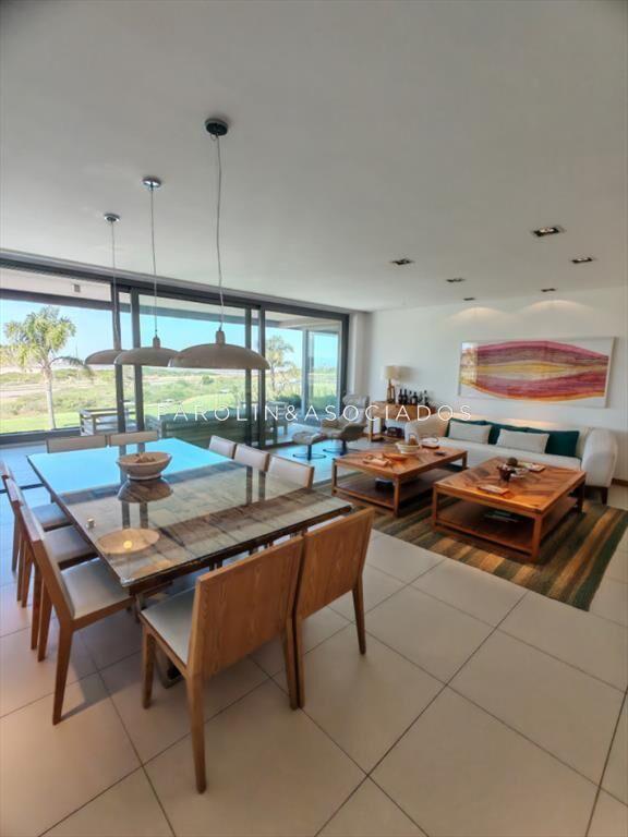 Departamento en Venta de 3 Dormitorios en Tiburon