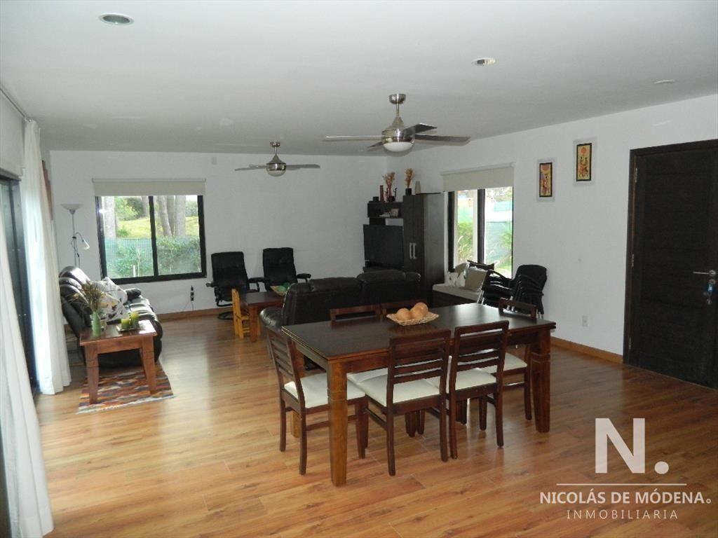Casa Punta del Este - Barrio Privado 5 dormitorios