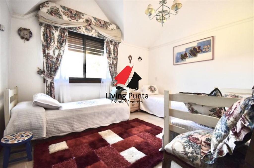 Excelente mansiÃ³n a 50 mts. de la mejor zona de