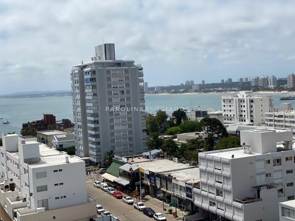 Apartamento en venta de 2 dormitorios en Peninsula, Punta d