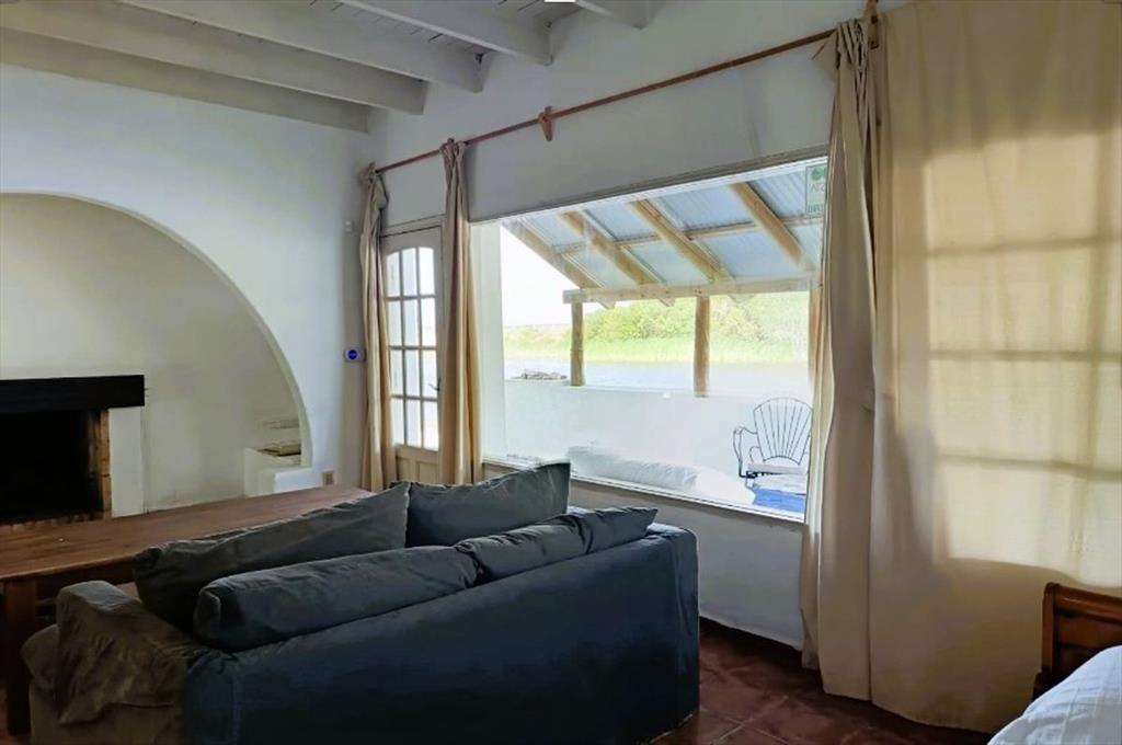 VENTA CASA FRENTE AL MAR EN  BELLA VISTA