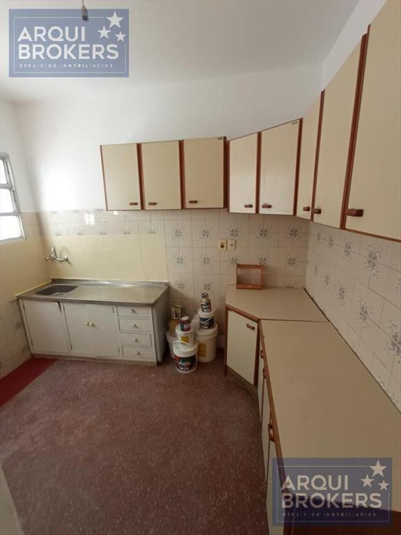 Venta con renta apartamento dos dormitorios en Malvín