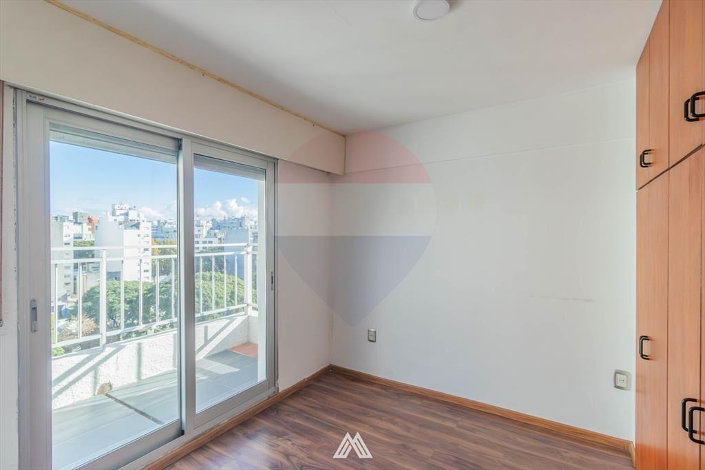 Venta Penthouse 3 dorm. y garaje Punta Carretas