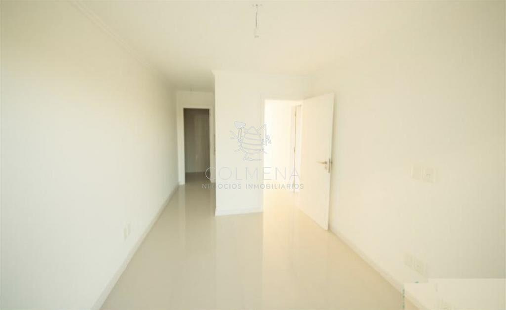 Penthouse en la mansa con vista al mar a cuenta2