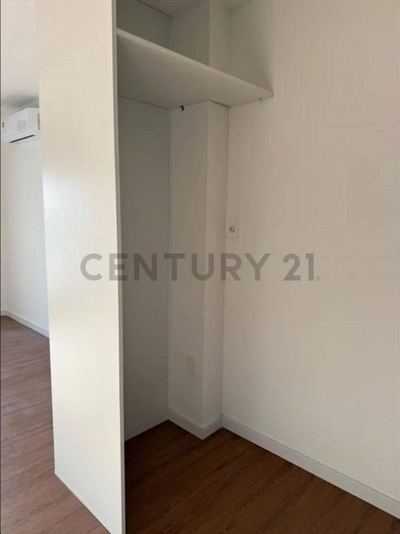 1 dormitorio, balcón y piso alto, renta asegurada 2028, C...