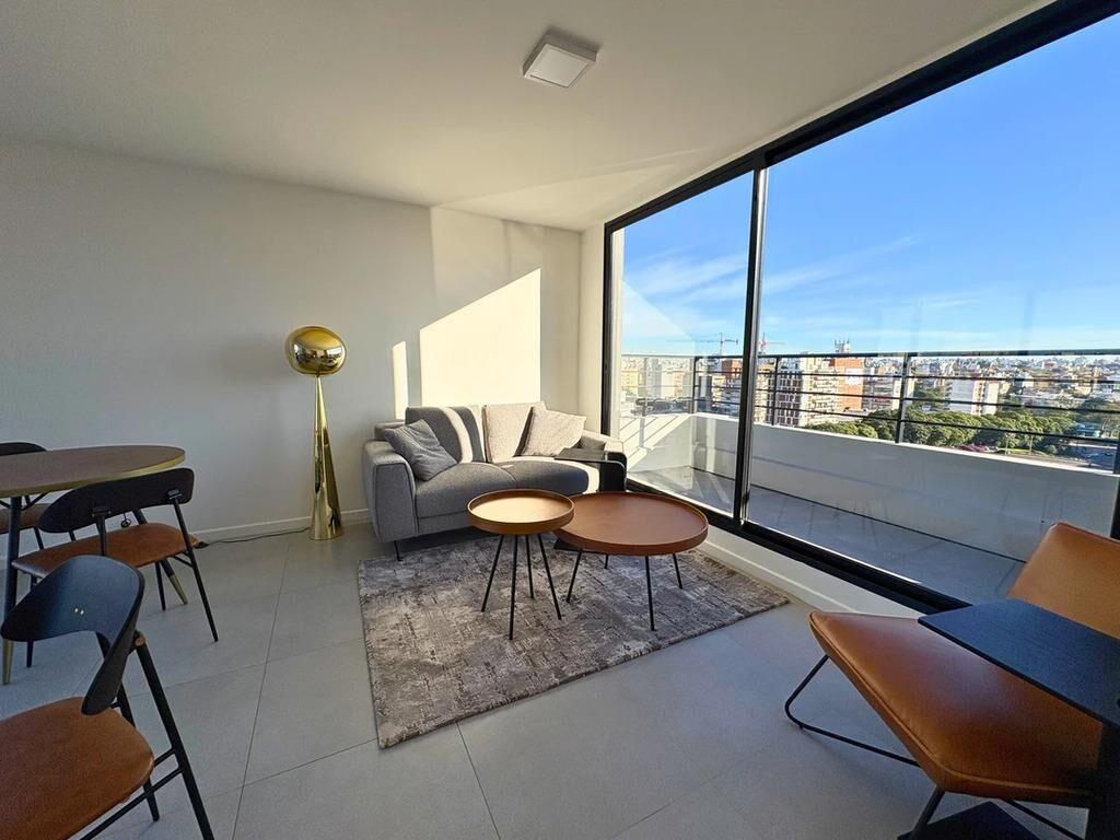 Venta de apartamento de 1 dormitorio con patio en Living Mar