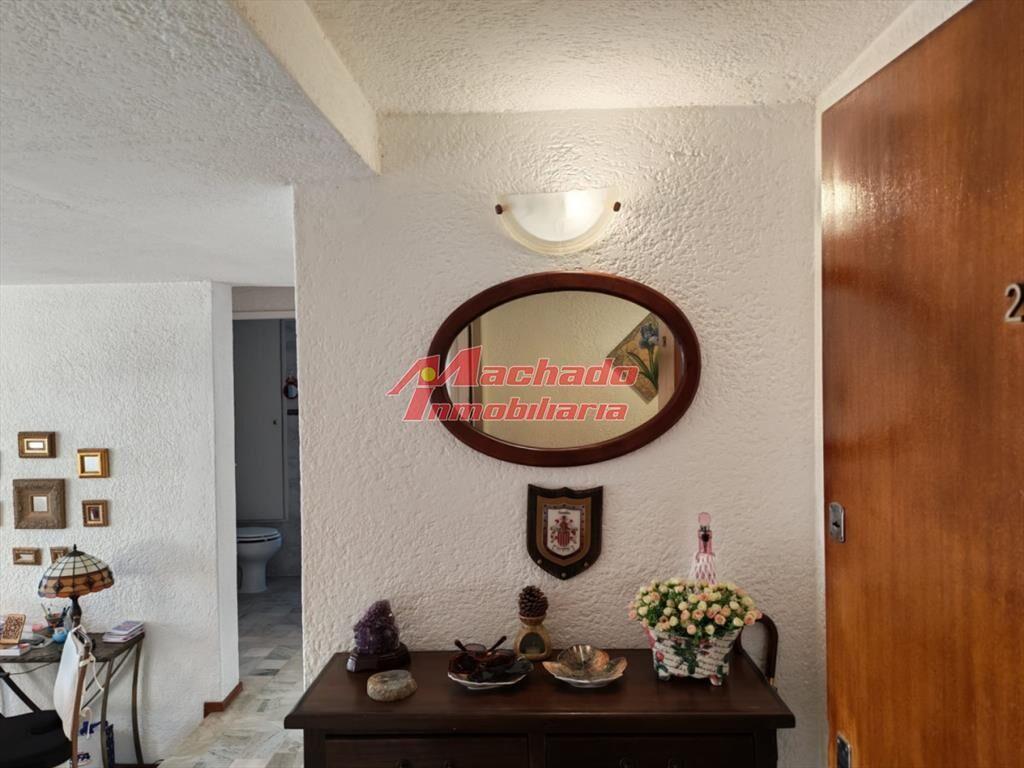 OPORTUNIDAD VENDO APTO EN TORRE MARFIL 2 DORM + 2