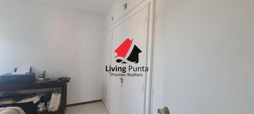 Amplia planta con vista al mar en venta en punta
