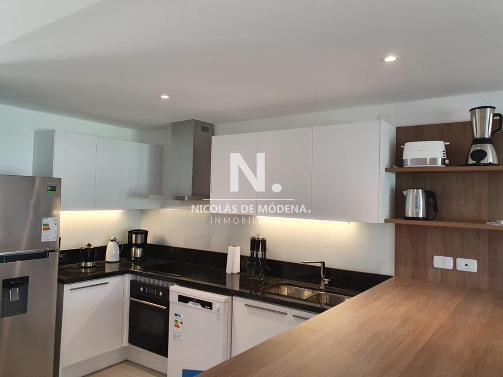En venta apartamento en Punta Ballena de 4 en
