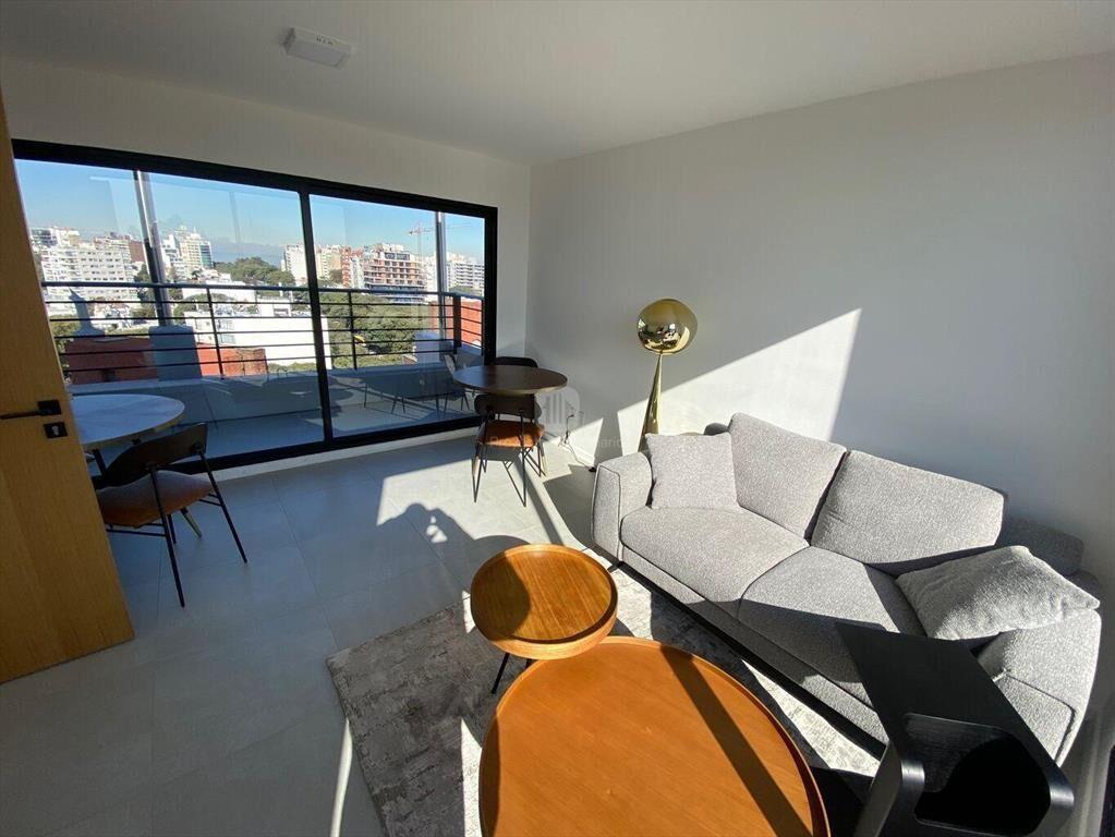 VENTA APARTAMENTO UN DORMITORIO CON PATIO PUNTA CARRETAS