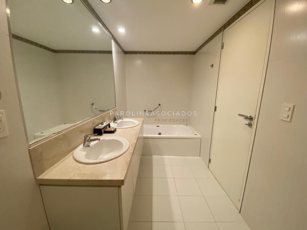 Departamento en Venta en Torre LE PARC de 2