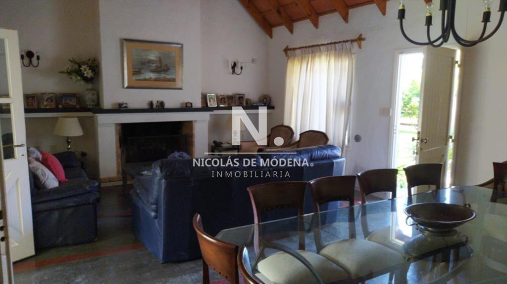 Casa en Venta de 3 dormitorios en Aidy Grill ,