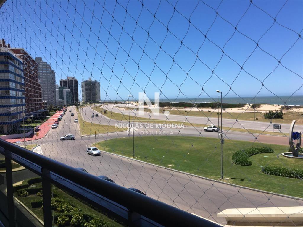 Apartamento en venta de 3 dormitorios en Torre ,