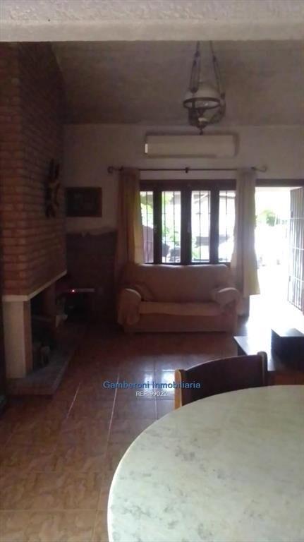 Muy buen predio de casi 6 hectáreas con casa y bodega.