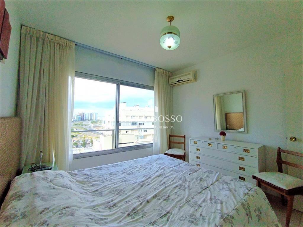 VENTA, Apartamento, 1 dormitorio y medio, Punta
