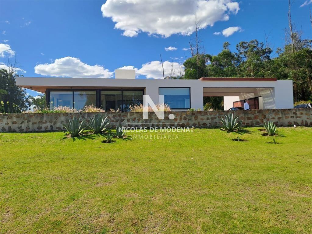En venta espectacular casa en Las Garzas, de 3 dormitorios