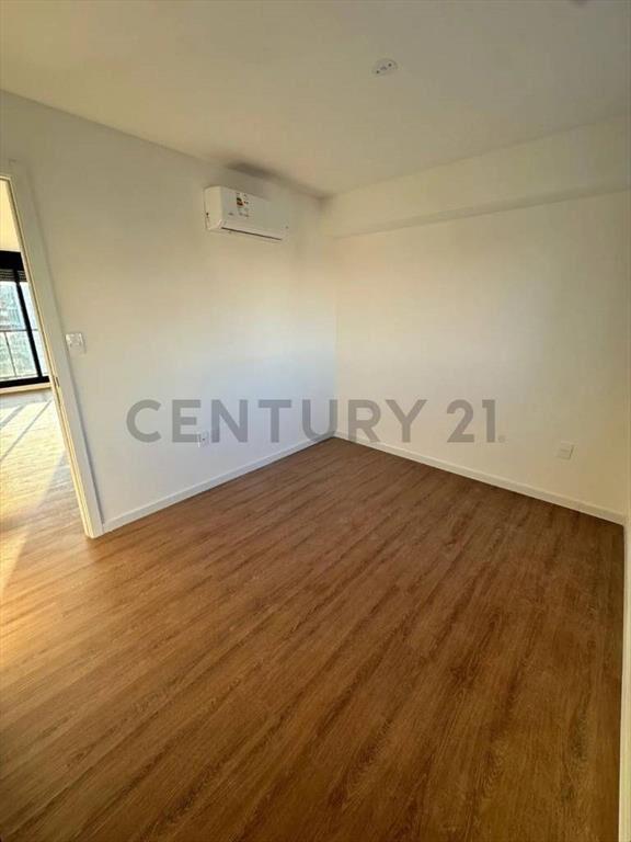 1 dormitorio, balcón y piso alto, renta asegurada 2028, C...