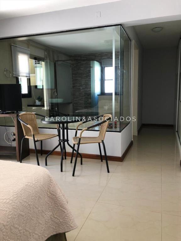 Venta de casa de 4 dormitorios en complejo Punta