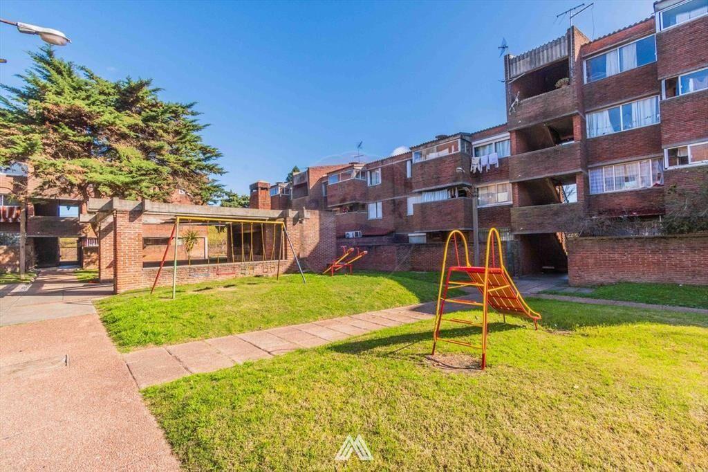 VENTA APARTAMENTO 3 DORMITORIOS. LAS ACACIAS
