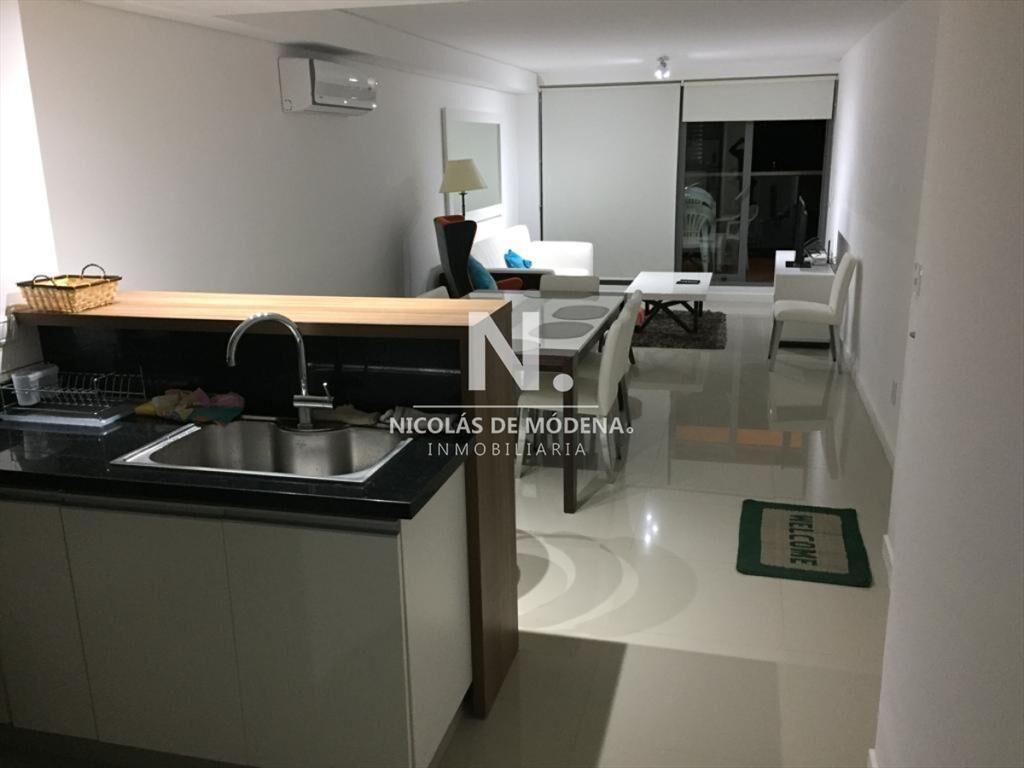 Apartamento de 2 dormitorios en edificio Chronos