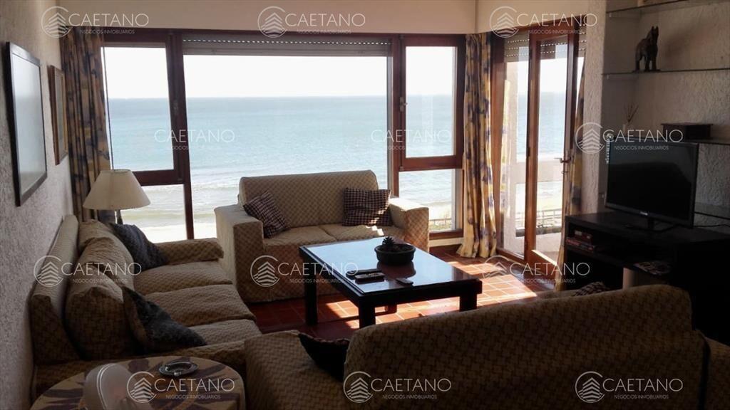 Venta apartamento 2 dormitorios Playa Mansa - del
