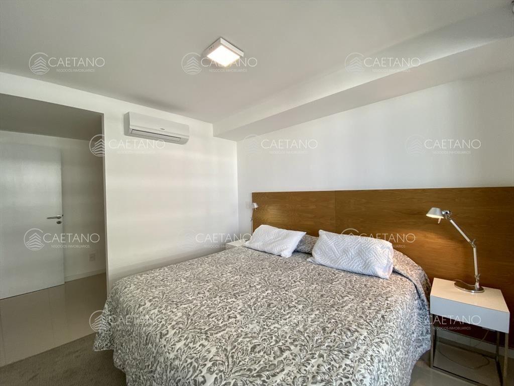 Hermoso apto. en Edificio de categoria!