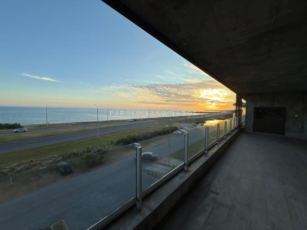 Apartamento en venta de 3dormitorios penthouse al