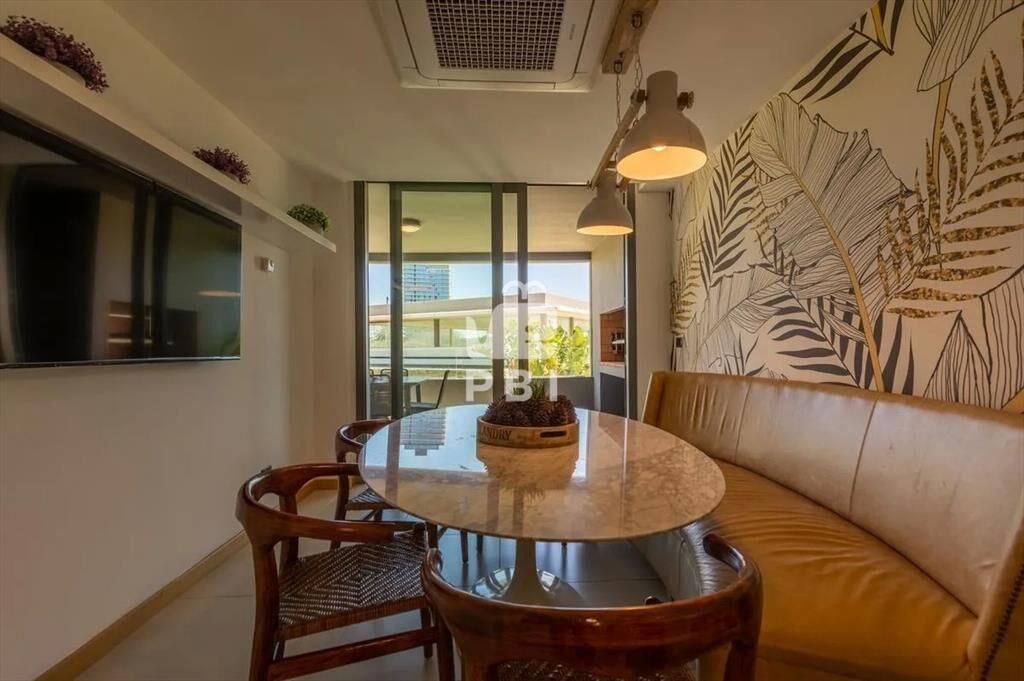 Venta apartamento 3 dormitorios con piscina Playa