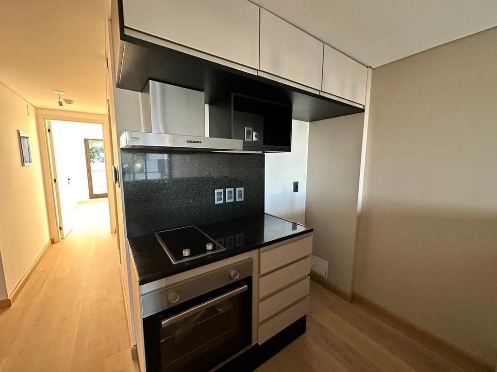 Alquiler de apartamento de 1 dormitorio con gje en D' Figuei