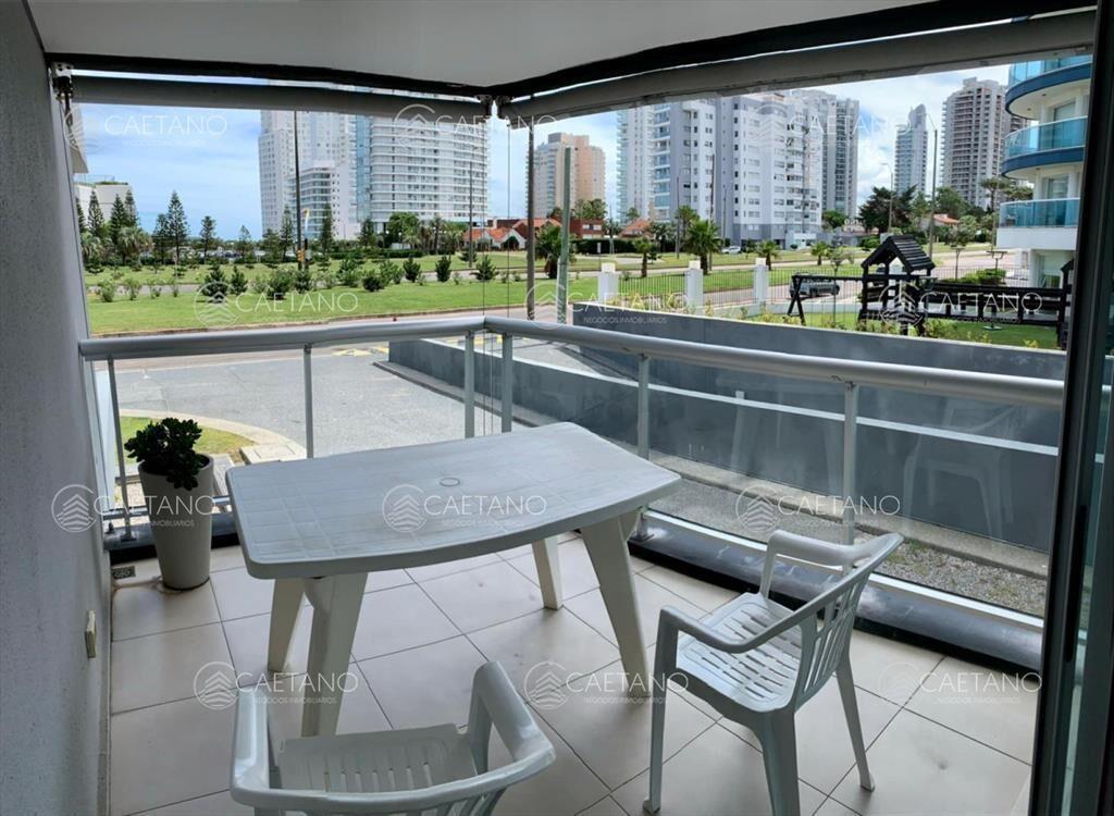 Alquiler apartamento 3 dormitorios - Playa mansa, Punta del