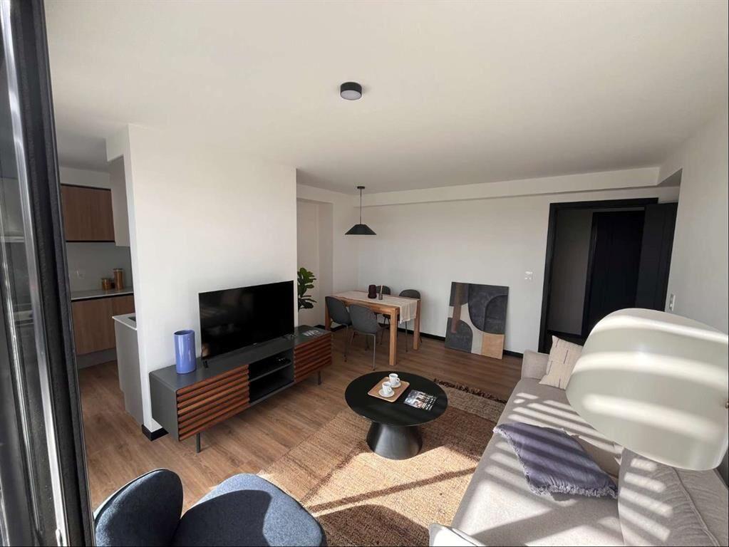 VENTA ,ESTRENA PENTHOUSE 2 DORMITORIOS PARQUE BATLLE /VIVIE