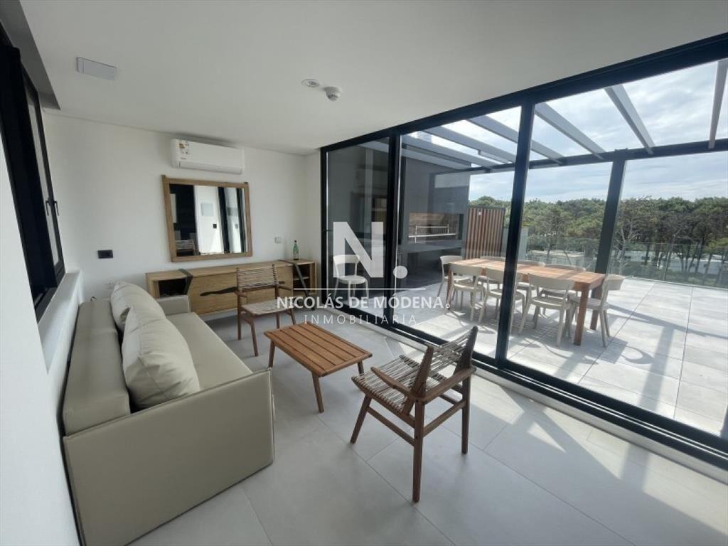 Vende PentHouse en la Barra, Manantiales de 3 dormitorios e