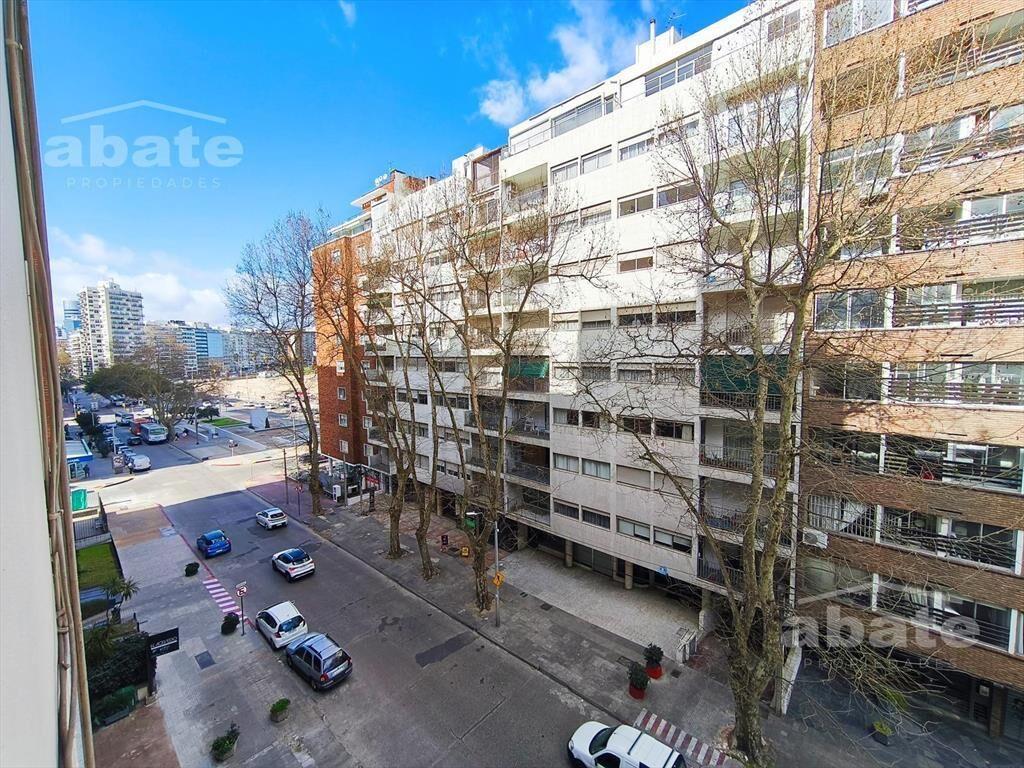 Venta de Apartamento de 1 dormitorio en Pocitos a pasos de