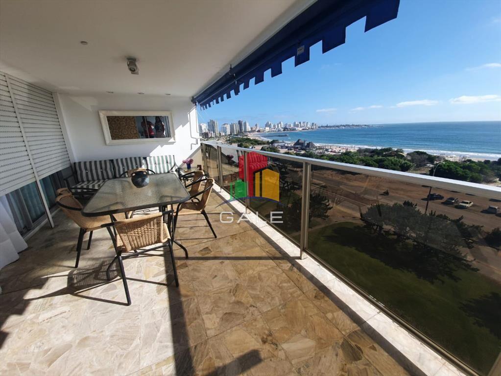 Departamento en venta, 3 dormitorios. Torre