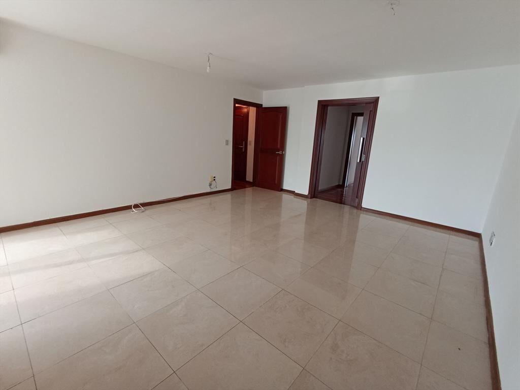 Venta Apartamento Penthouse Pocitos 3 Dormitorios 5 Baños T