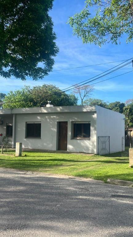 Venta de Casa 2 dormitorios con gran terreno en Colonia Val