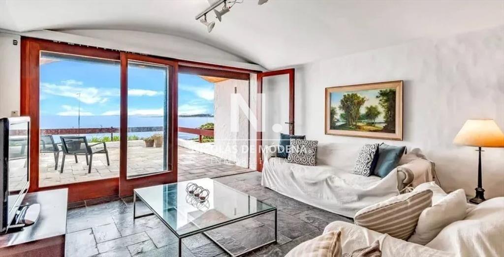 Apartamento de 4 Dormitorios en el Corazón de