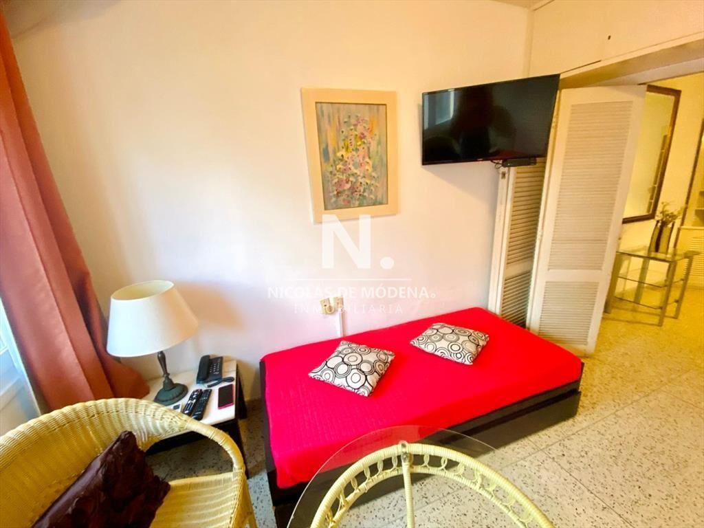 Apartamento a la venta 1 Dormitorio y Medio Punta