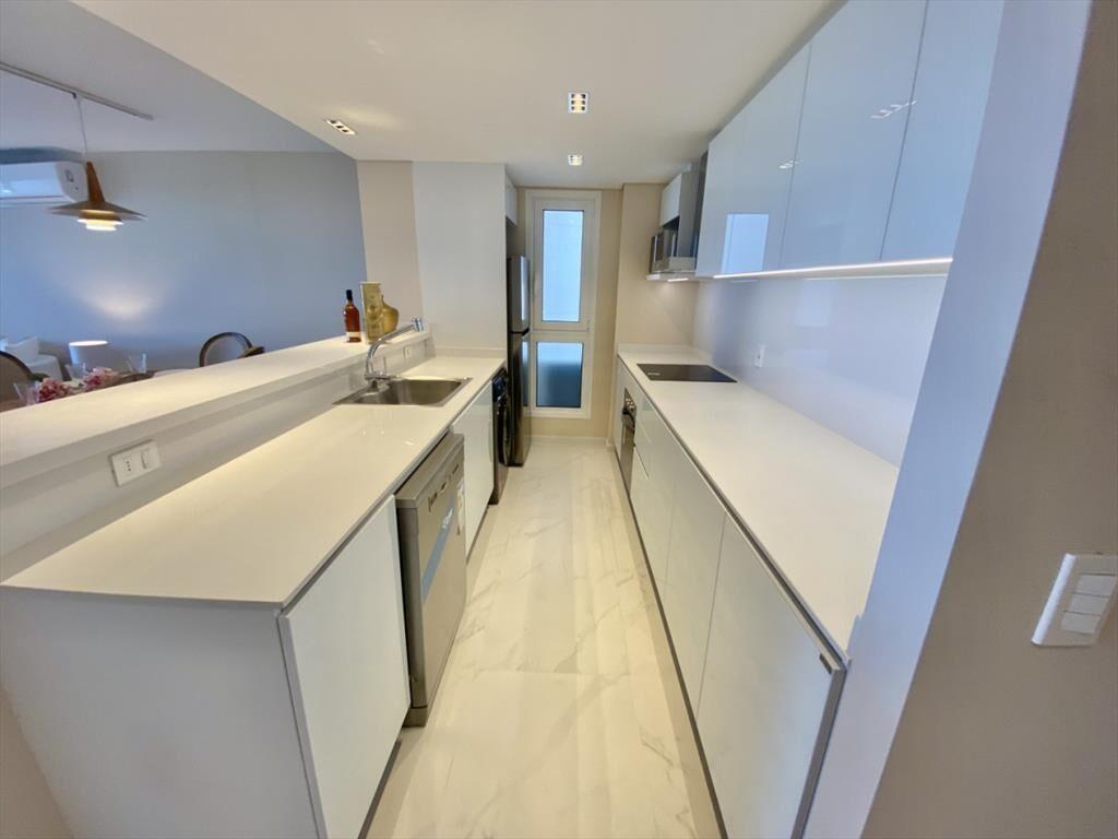 APARTAMENTO EN VENTA 3 DORMITORIOS - POSEIDON