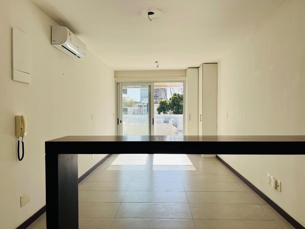 Apartamento en Alquiler en Pocitos Nuevo Monoambiente Se...