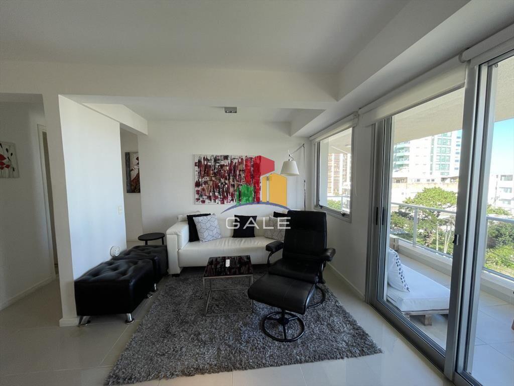 VENTA DE APARTAMENTO DE 2 DORMITORIOS EN BRAVA A PASOS DEL