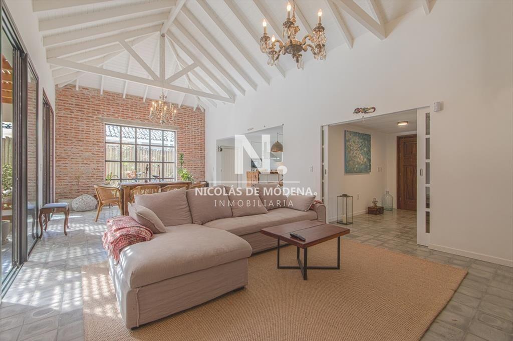 Casa de 4 dormitorios en San Rafael, Punta del
