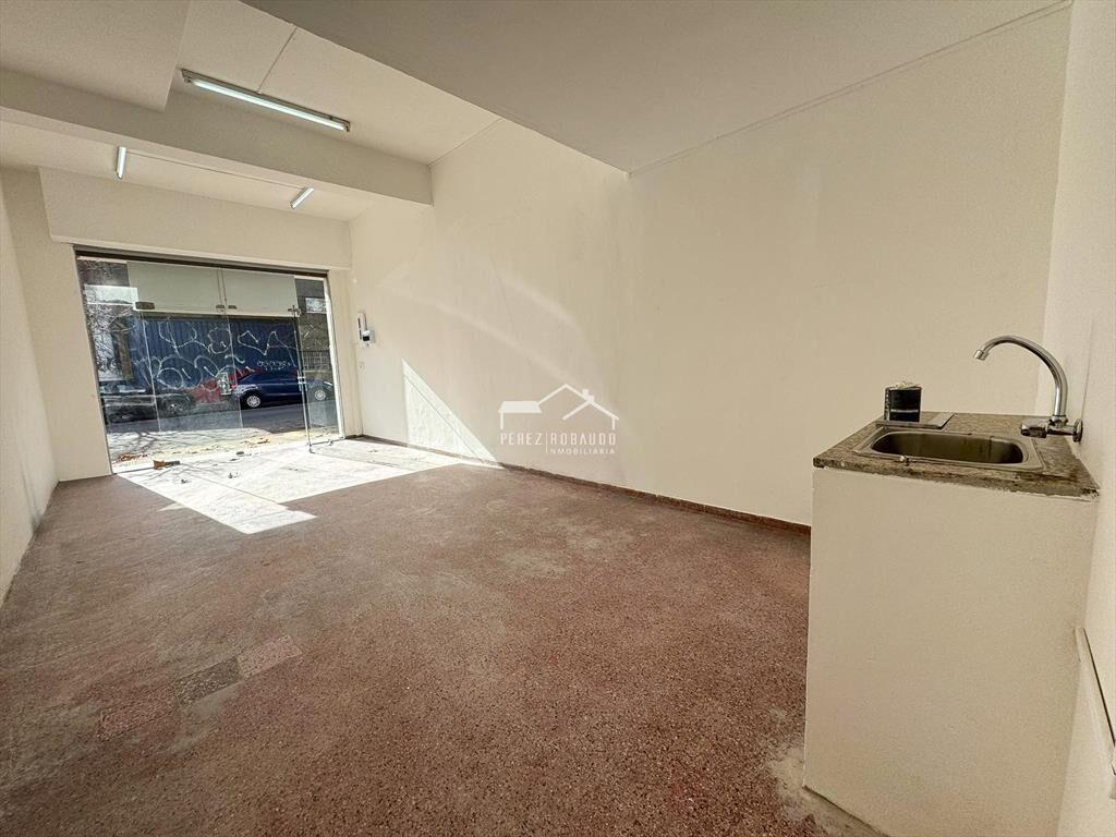 Venta local comercial ubicado al frente - Con renta 8.4% (