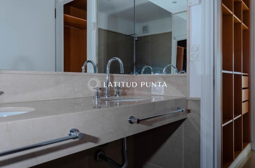 Apartamento en venta Playa Mansa