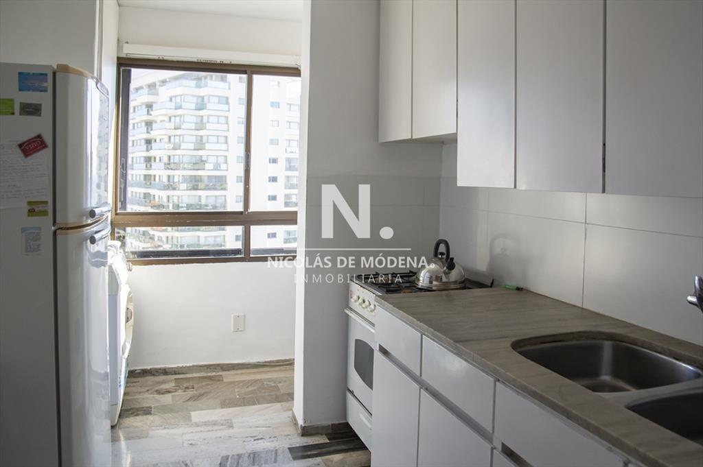 Departamento en venta frente al mar. Playa Brava,