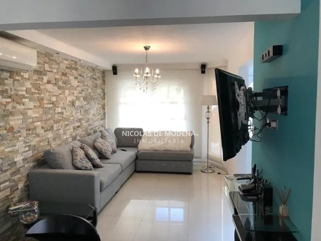 Chalet de 3 dormitorios en zona residencial