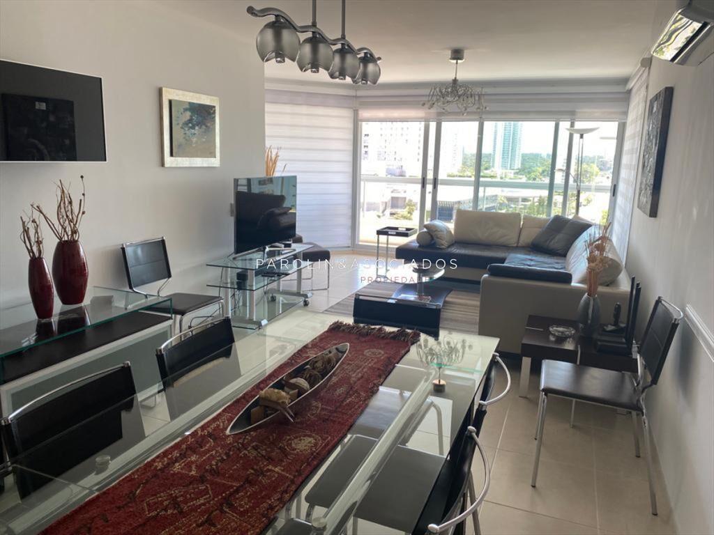 Apartamento en venta de 3 dormitorios en Art del