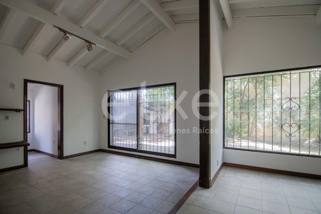 Casa en Alquiler Carrasco Lawn Tennis Woodlands...